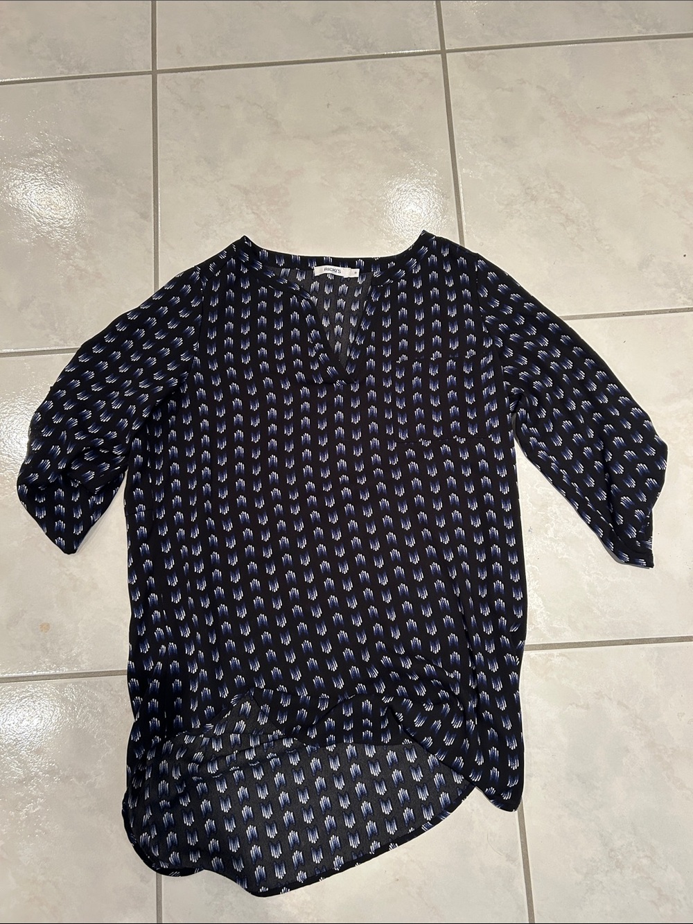 Ricki's Navy & Light Blue Patterned V-Neck Tunic